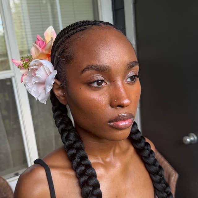 Luxe Crown Society at Looks By Ti in Milford, CT